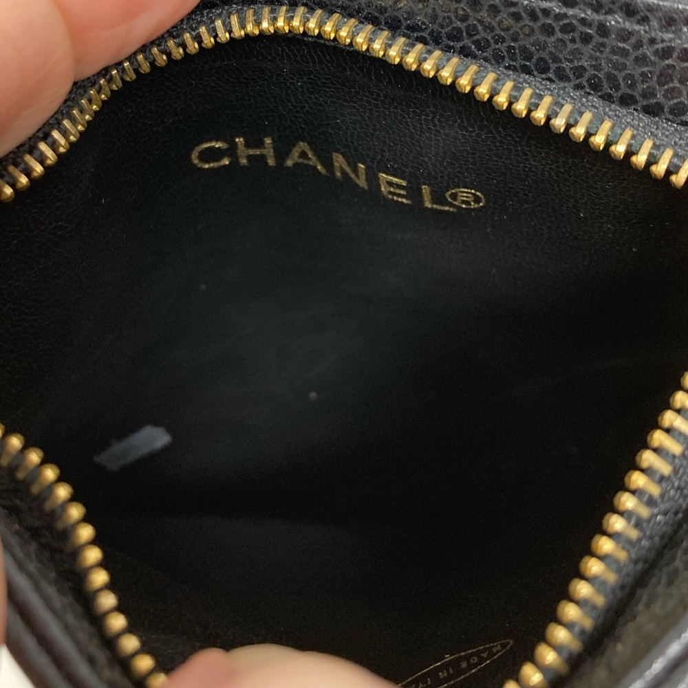 Chanel Vintage CC Caviar Belt Bag - Picture 14 of 16